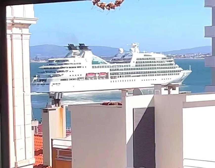 Santa Apolonia * Lisboa